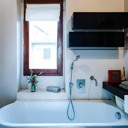 Canonica 43 Holiday home *